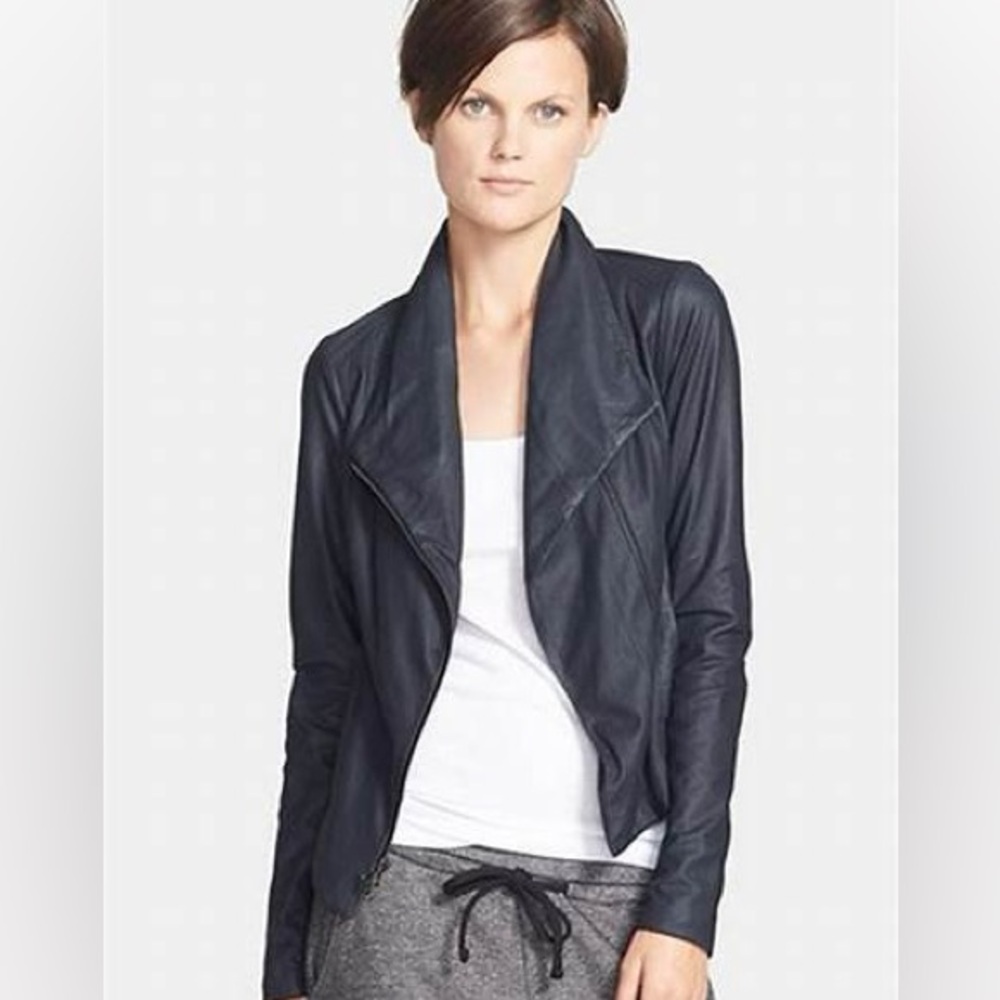 VINCE Scuba Soft Leather Ribbed Sides Zippered Jacket. Size XS.